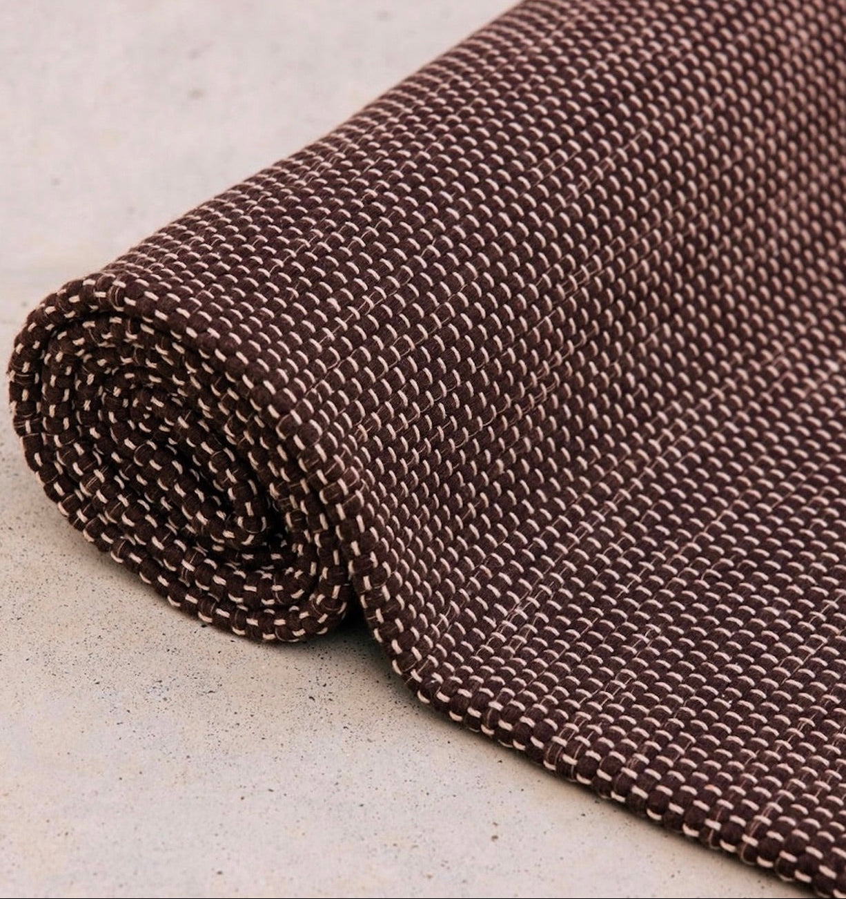 Rituil recycled cotton non slip yoga rug in earth or brown color #color_earth